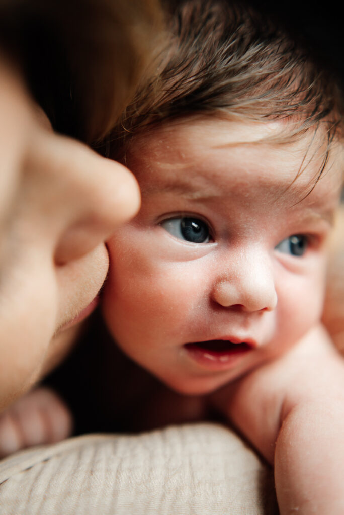 photographe bebe naissance feurs